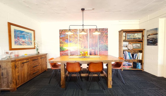 Private guest room accommodates 5 w/free parking