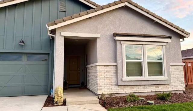 Private Guest Suite, 7 miles from Hard Rock