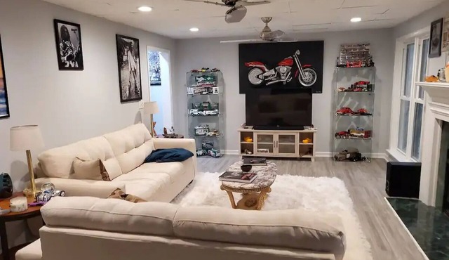 Private Guest Suite w/amenities