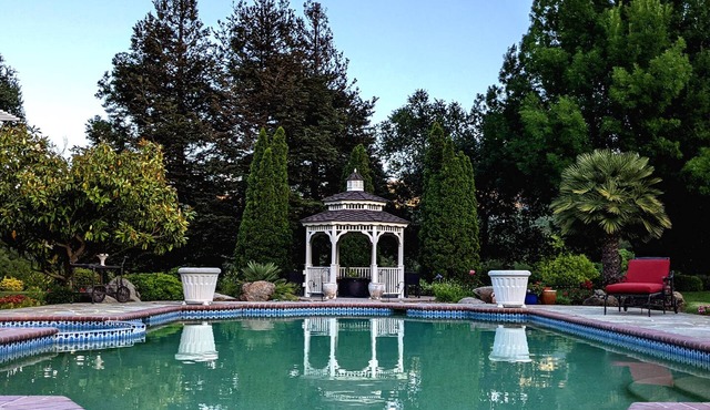 Private guest suite with pool and stunning views