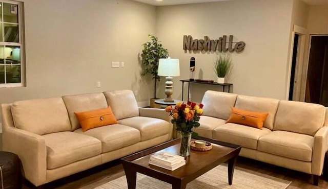 Private Guesthouse close to Nashville
