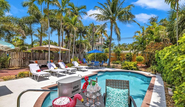 Private Home steps to Beach, Heated Pool, 2BR/2BA, Walk to Dining & Nightlife