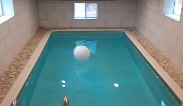 PRIVATE Heated Indoor Pool! 5 mins to Hunter Mtn and Summer Festivals