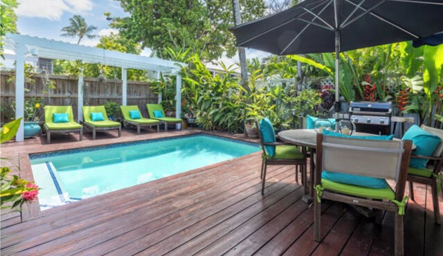 Private Heated Pool-2BR/2BA-OldTown for full Winter Jan 1 -March 31 -Weekly Maid