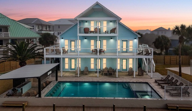 PRIVATE HEATED POOL/SPA, PRIVATE BEACH, GAMEROOM, VOLLEY/PICKLEBALL. BOAT DOCK