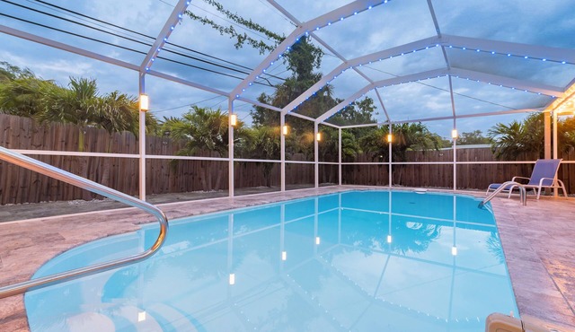 Private Heated SaltWater Pool & Hot Tub 3-Bdrm Home in Harbor Bluffs Paradisenn