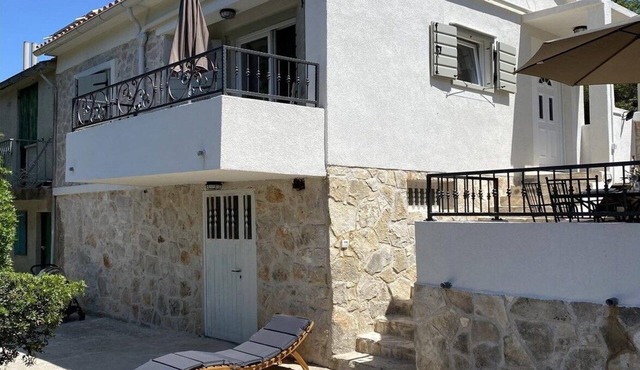 Private Hideaway in Žut Island