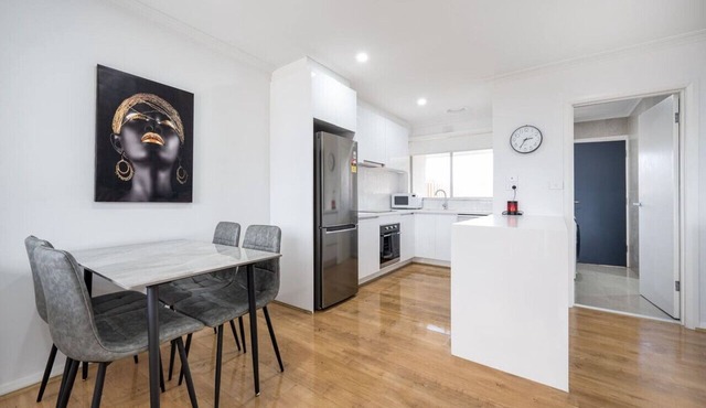 Private Hideaway | Large Backyard | 2 Parking