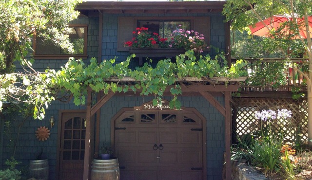 Private hilltop property overlooking organic vineyards