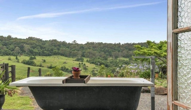 Private Hinterland Retreat