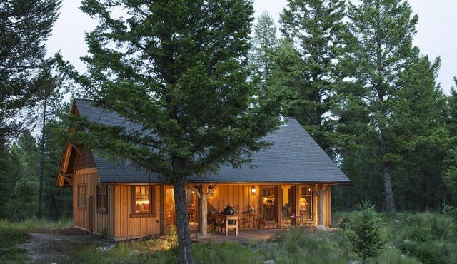 Private Historic Cabin-12 Acres-Amazing Mountain Views-Lake Access