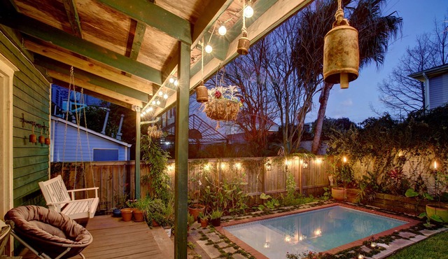 Private, historic cottage just steps to Frenchmen St & the French Quarter