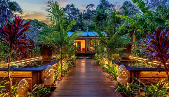 Private Home In the Pocket Byron