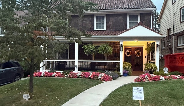 Private Home. NFL Draft 2026. 4BR/3.5BA. Squirrel Hill