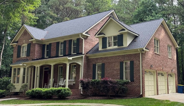 Private Home Office, Ultafast WiFi, Designer Furnishings & Luxury Bedding