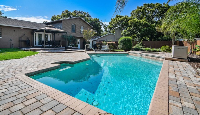 Private Home - Pool & Game Room