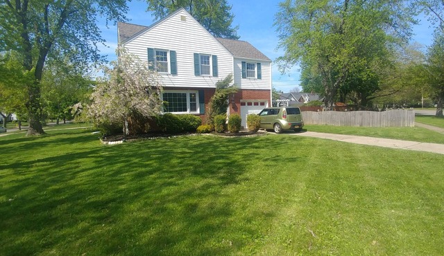 Private home, quiet suburban area, fully fenced yard, driveway