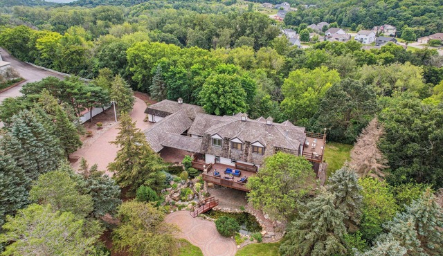 Private Home Retreat - Family-friendly, Spacious Getaway, Close to Attractions