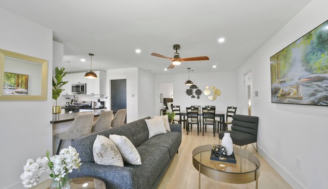 Private home sleeps 6 with fenced yard, fast WiFi, modern smart TVs, and ample parking + 2-car garage—near the Heights & Downtown. Includes a primary king ensuite for added privacy.