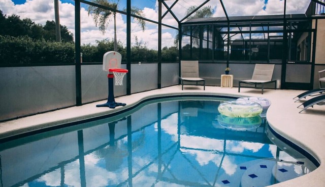 Private home with pool near Disney World!