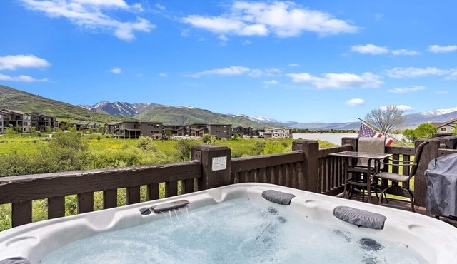 Private Hot tub, 10 min to Snowbasin Resort LS 31