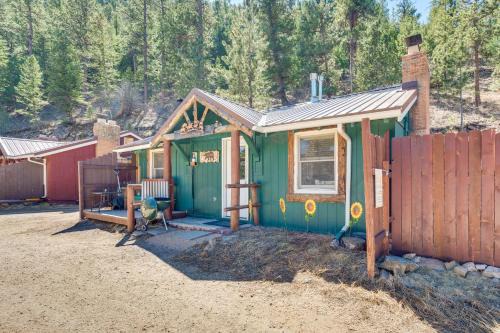 Private Hot Tub and Fishing On-Site Cabin in Drake