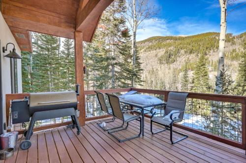 Private Hot Tub and Mountain Views Duplex in Salida