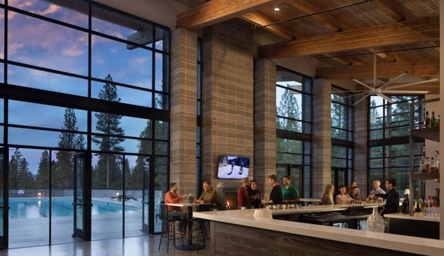 Private Hot Tub - Gas Firepit - A/C - Private Office - Fairway Location