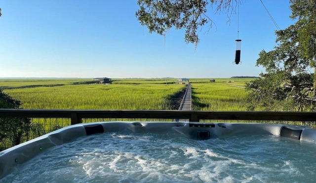 Private Hot Tub w/Views, Deep-Water Dock,Sleeps 6