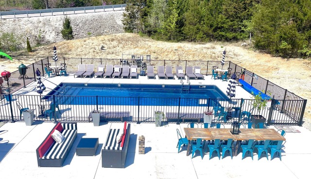 Private hotel West of St. Louis perfect for events and family reunions with onsite activities