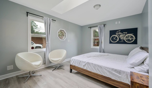 Private House- Downtown Durham