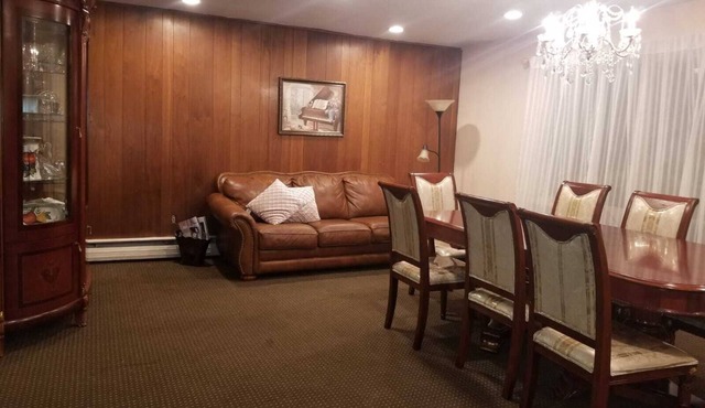 Private House in Woodridge