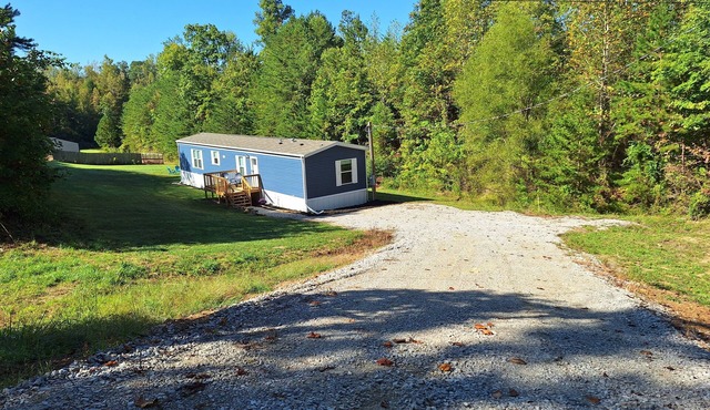 Private house near Cumberland Falls, Daniel Boone Forest and Laural River Lake