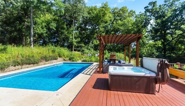 Private In-Ground Pool | Hot Tub Pergola Seating 1.5 Acre Home Entertainment Room