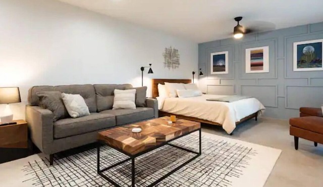 Private In-Law Suite Walkable to Marina