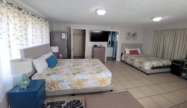 Private in law suite close to beach. Sleeps 6.