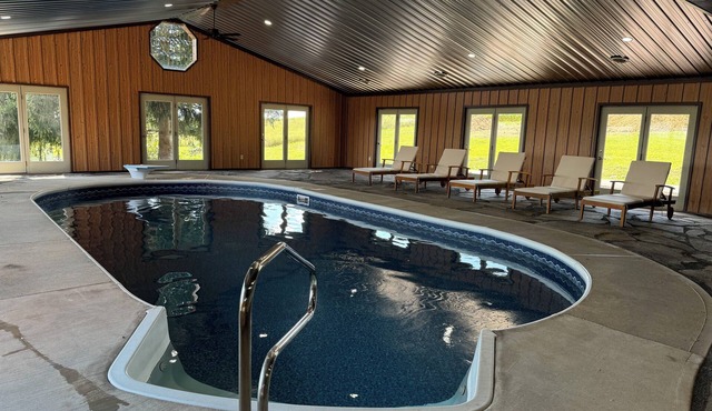 Private Indoor Pool Hot Tub Pool Table 17 Guests