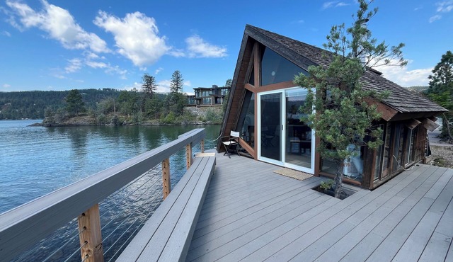 Private Island! Flathead Lake Island Chalet