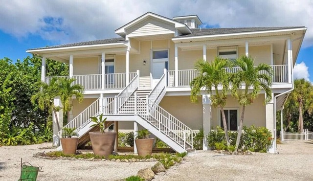 Private Island Paradise