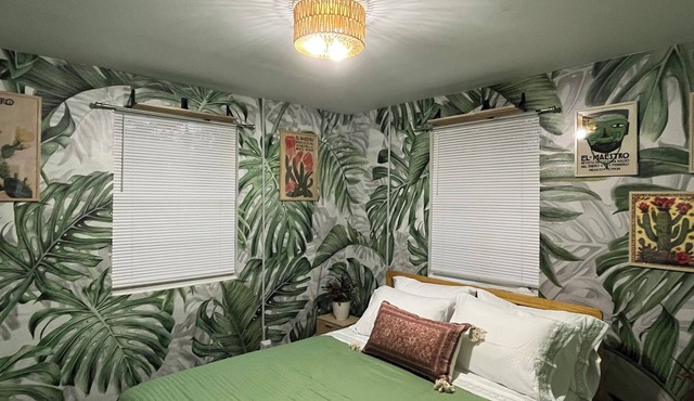 Private Jacksonville Pool Home Near Beaches & Hospitals