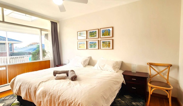 Private king guest room 2 with free parking