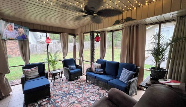Private King Patio Suite w/Hot Tub