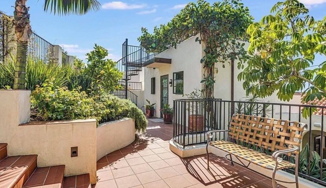 Private La Jolla Casita Escape