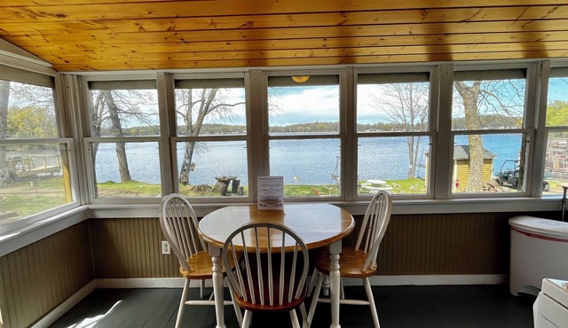 Private Lake Cabin Near Twin Cities w/Dock & KayaksnVintage Retreat - Cabin 5