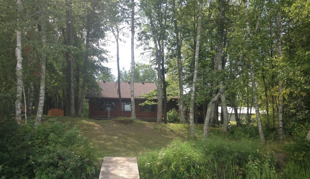 Private, Lake-front Cabin, Remodelded in 2015!