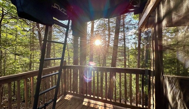 Private Lake Glamping on 95 Acres, Rooftop Tent in Pristine Natural Setting
