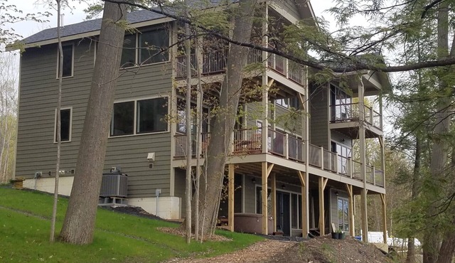 Private Lake House on Cayuga Lake in wine country near Taughannock Park