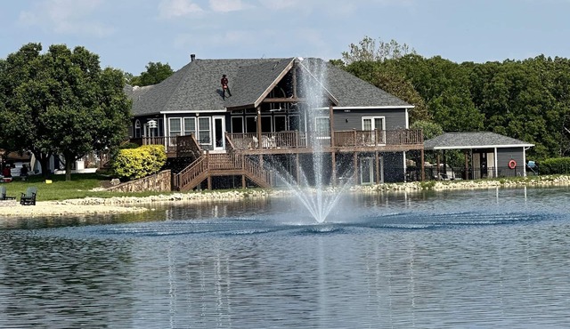 Private Lake Paradise