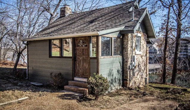 Private Lakefront Cabin in State Park w/Dock