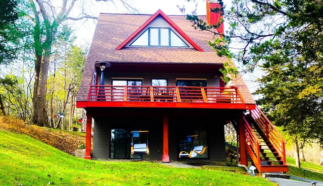 Private lakefront chalet great for families.